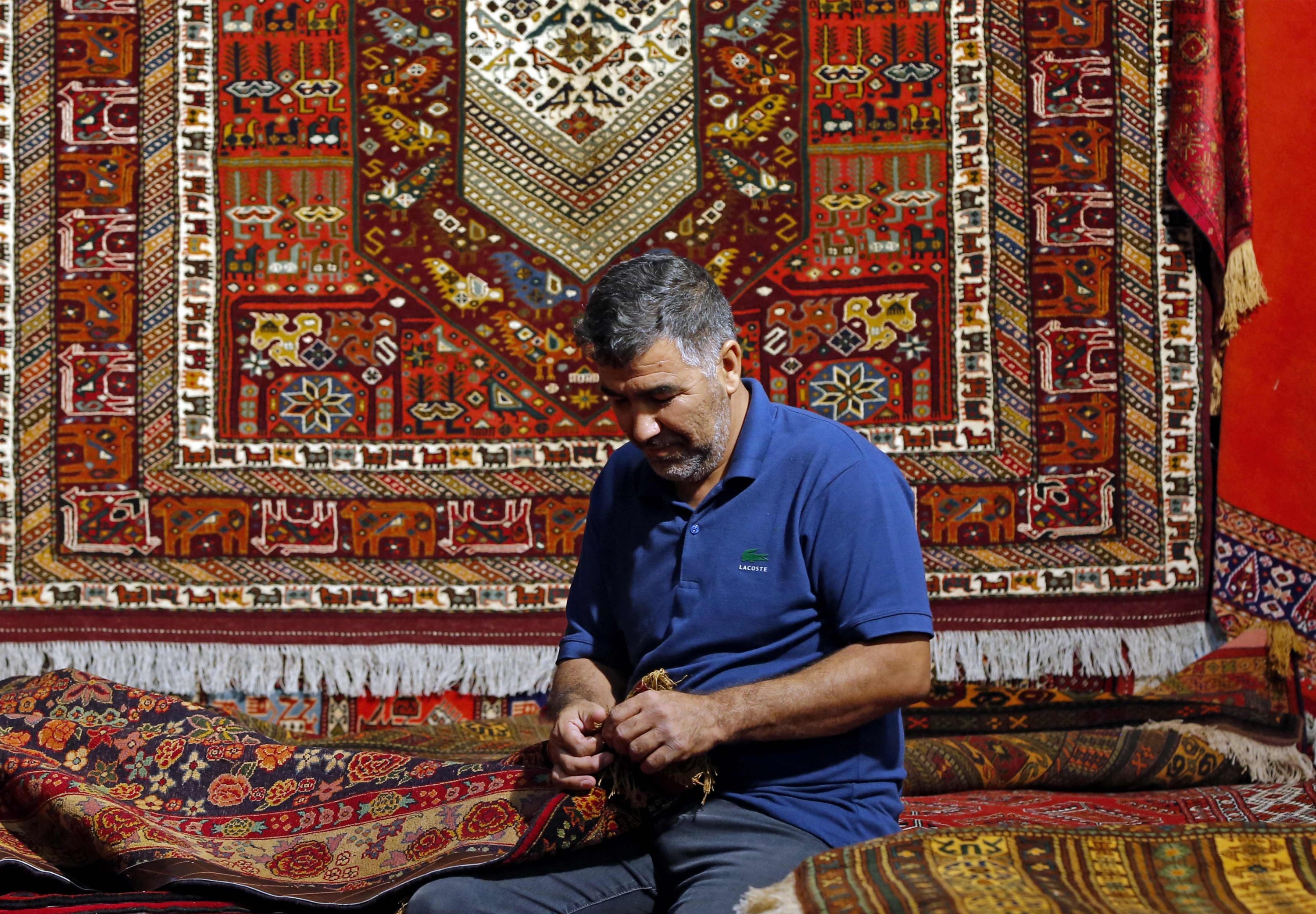 Iranian Carpets Dubai — Authentic Hand-Knotted Isfahan Tabriz Nain