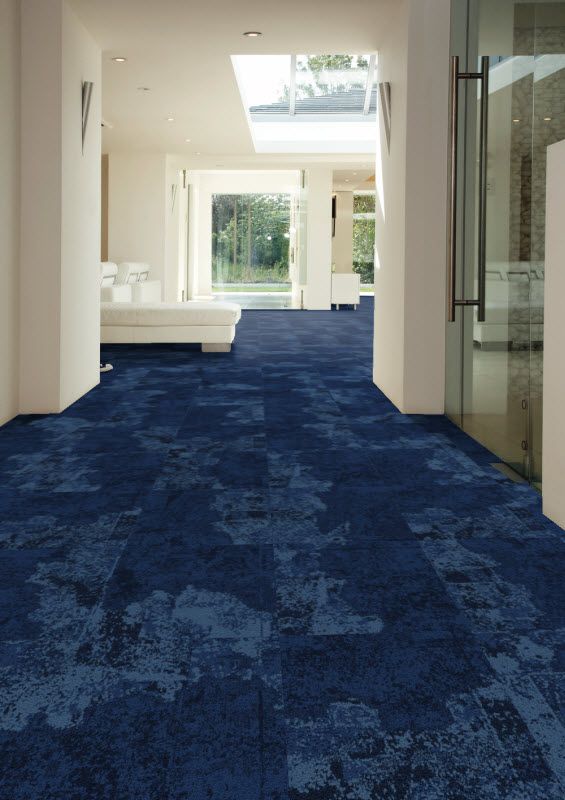 Tranquil blue carpets in Dubai homes and offices