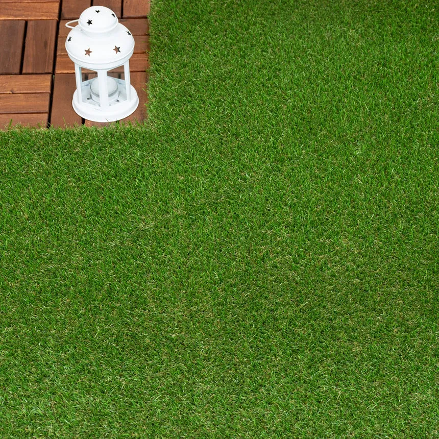 Beautiful artificial grass installation in Dubai backyard