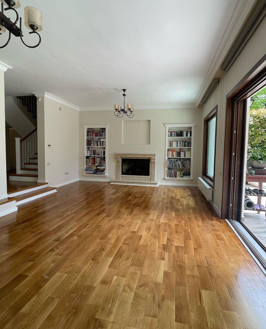 Laminate Flooring Dubai Affordable Durable Homes